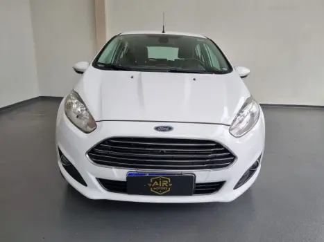 FORD Fiesta Hatch 1.6 4P FLEX TITANIUM POWERSHIFT AUTOM�TICO, Foto 4