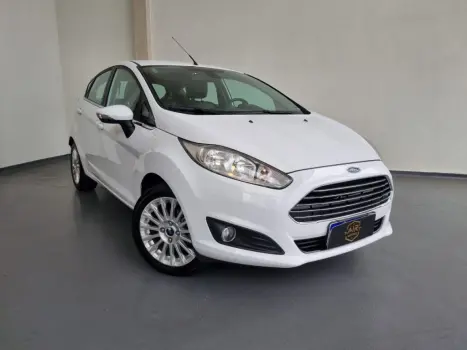 FORD Fiesta Hatch 1.6 4P FLEX TITANIUM POWERSHIFT AUTOM�TICO, Foto 5