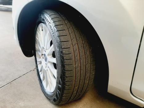 FORD Fiesta Hatch 1.6 16V 4P TITANIUM FLEX, Foto 8
