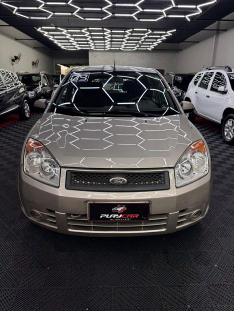 FORD Fiesta Hatch 1.6 4P FLEX, Foto 2