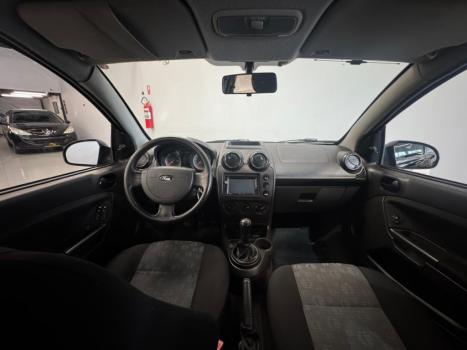 FORD Fiesta Hatch 1.0 4P FLEX, Foto 8