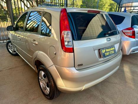 FORD Fiesta Hatch 1.0 4P FLEX, Foto 2