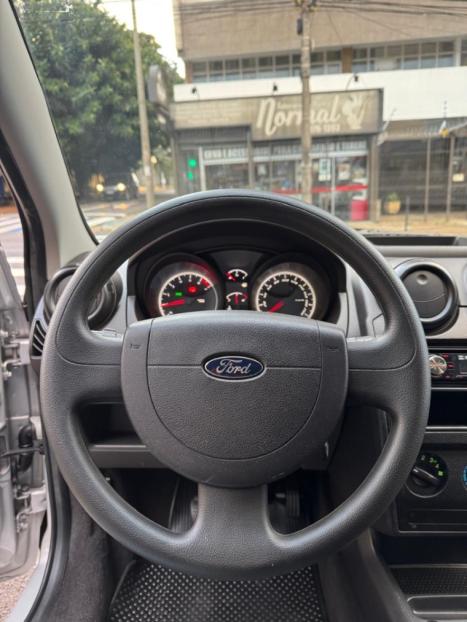 FORD Fiesta Hatch 1.0 4P FLEX, Foto 18