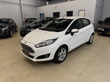 FORD Fiesta Hatch 1.6 16V 4P SEL, Foto 3