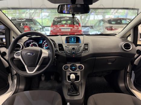 FORD Fiesta Hatch 1.6 16V 4P SEL, Foto 9
