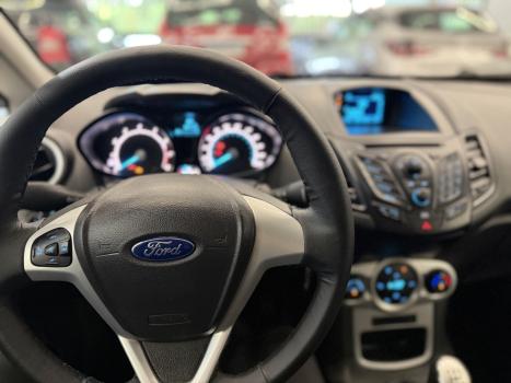 FORD Fiesta Hatch 1.6 16V 4P SEL, Foto 11
