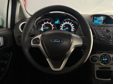 FORD Fiesta Hatch 1.6 16V 4P SEL, Foto 9
