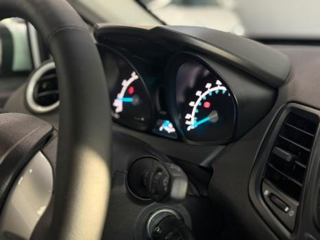 FORD Fiesta Hatch 1.6 16V 4P SEL, Foto 13