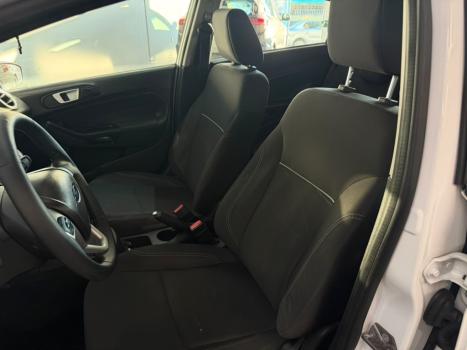 FORD Fiesta Hatch 1.6 16V 4P SEL, Foto 16