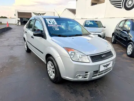 FORD Fiesta Sedan 1.6 4P FLEX, Foto 1
