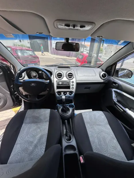 FORD Fiesta Sedan 1.6 4P CLASS FLEX, Foto 2