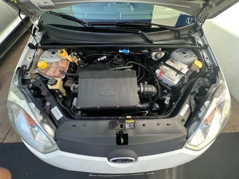 FORD Fiesta Sedan 1.6 4P FLEX, Foto 14