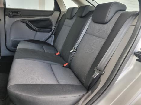 FORD Focus Hatch 1.6 4P FLEX GL, Foto 3