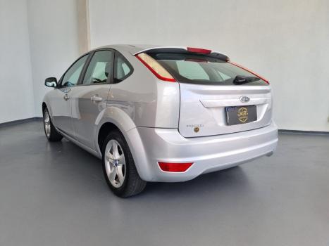 FORD Focus Hatch 1.6 4P FLEX GL, Foto 8