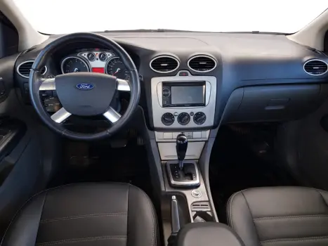 FORD Focus Hatch 2.0 16V 4P FLEX AUTOM�TICO, Foto 8