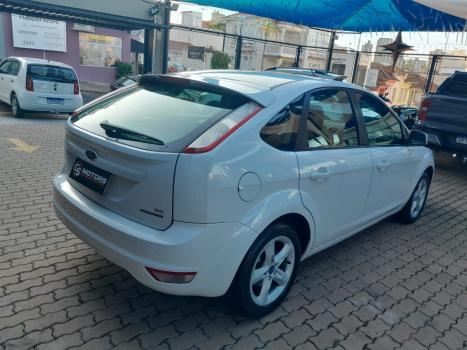 FORD Focus Hatch 2.0 16V 4P GLX FLEX AUTOMÁTICO, Foto 4