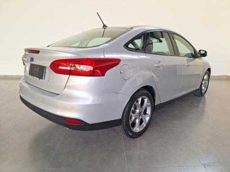 FORD Focus Sedan 2.0 16V 4P FLEX SE POWERSHIFT AUTOM�TICO, Foto 8