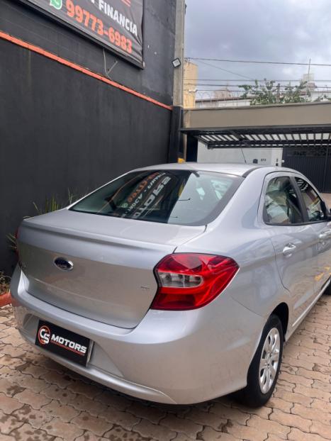 FORD Ka + Sedan 1.5 12V 4P FLEX TI-VCT SE PLUS, Foto 2