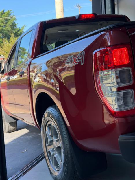 FORD Ranger 2.0 4P TURBO DIESEL XLS 4X4 CABINE DUPLA AUTOM�TICO, Foto 10