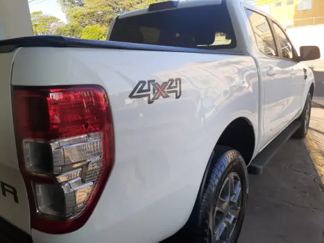FORD Ranger 2.2 16V XLS DIESEL 4X4 CABINE DUPLA, Foto 8