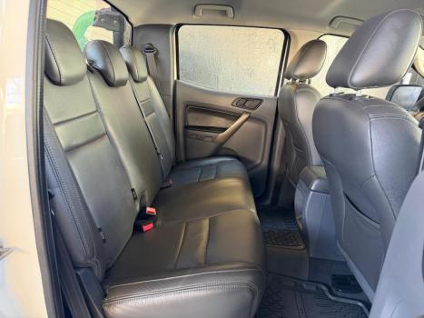 FORD Ranger 2.2 16V XLS DIESEL 4X4 CABINE DUPLA AUTOM�TICO, Foto 10