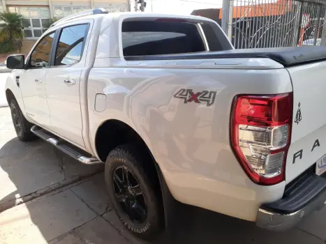 FORD Ranger 3.2 20V CABINE DUPLA 4X4 LIMITED TURBO DIESEL AUTOM�TICO, Foto 5