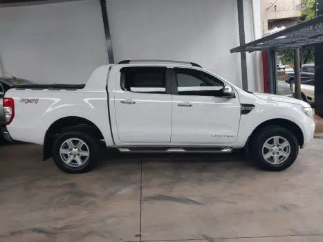 FORD Ranger 3.2 20V CABINE DUPLA 4X4 LIMITED TURBO DIESEL AUTOM�TICO, Foto 12