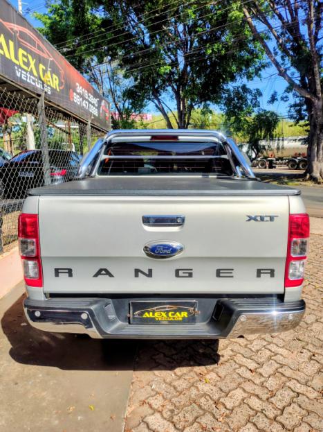 FORD Ranger 3.2 20V XLT 4X4 CABINE DUPLA TURBO DIESEL AUTOM�TICO, Foto 2
