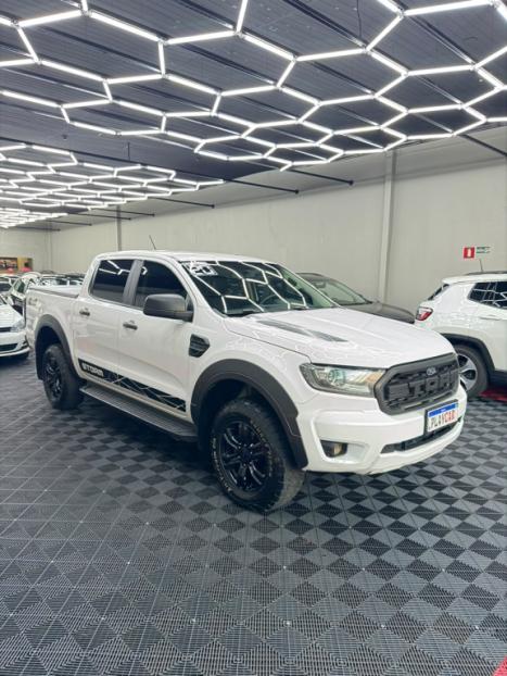 FORD Ranger 3.2 20V CABINE DUPLA 4X4 STORM TURBO DIESEL AUTOM�TICO, Foto 3