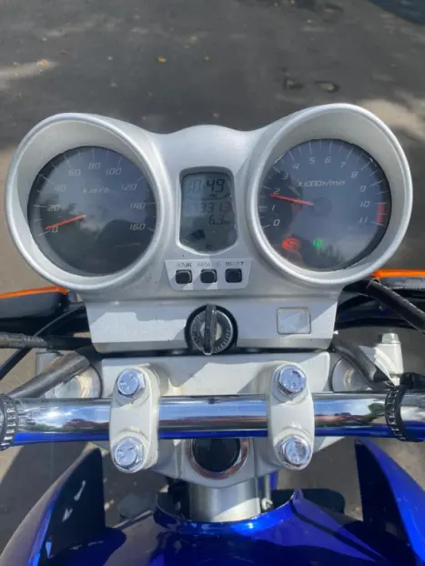 HONDA CB 250 F Twister , Foto 5