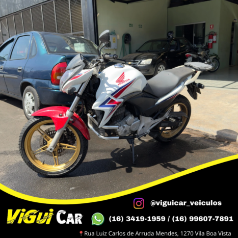 HONDA CB 300 R ESPECIAL EDITION, Foto 1