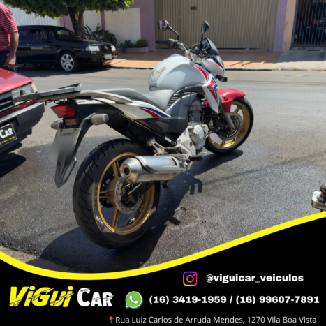 HONDA CB 300 R ESPECIAL EDITION, Foto 5