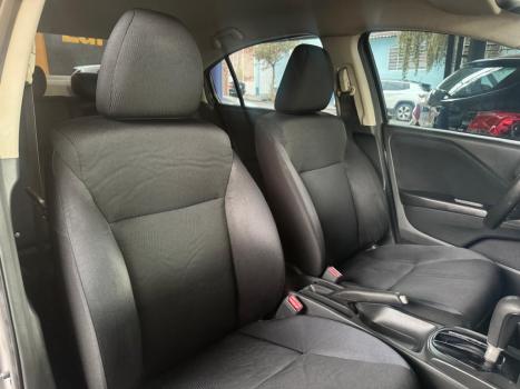 HONDA City Sedan 1.5 16V 4P LX FLEX AUTOMÁTICO, Foto 9 HONDA City Sedan 1.5 16V 4P LX FLEX AUTOMÁTICO, Foto 9