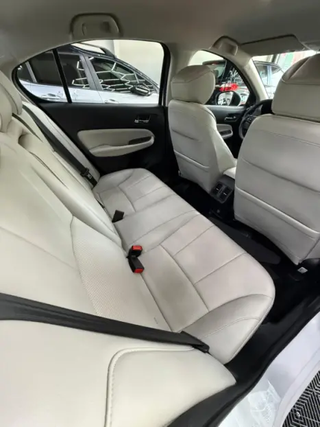 HONDA City Sedan 1.5 16V 4P FLEX TOURING AUTOM�TICO CVT, Foto 7