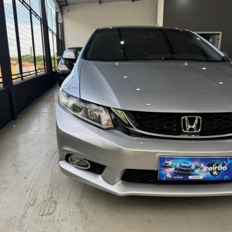 HONDA Civic 1.8 16V 4P FLEX LXS AUTOM�TICO, Foto 3