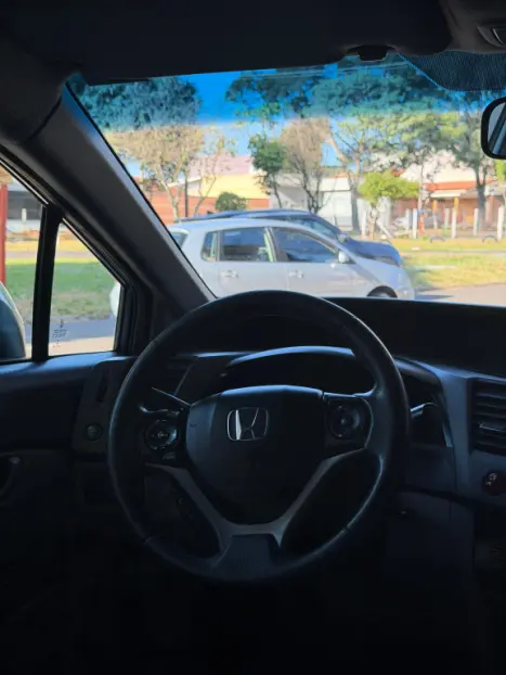 HONDA Civic 1.8 16V 4P FLEX LXS AUTOM�TICO, Foto 5