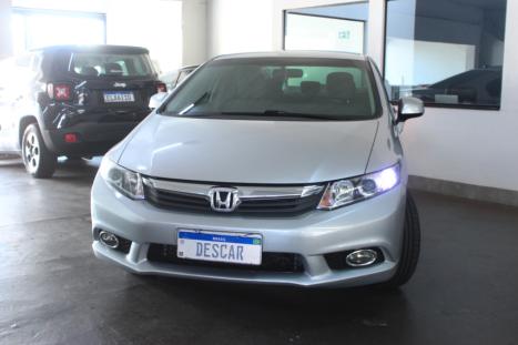 HONDA Civic 1.8 16V 4P FLEX LXS AUTOM�TICO, Foto 2