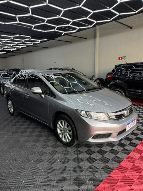 HONDA Civic 1.8 16V 4P FLEX LXS AUTOM�TICO, Foto 3