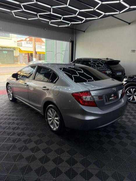 HONDA Civic 1.8 16V 4P FLEX LXS AUTOM�TICO, Foto 6