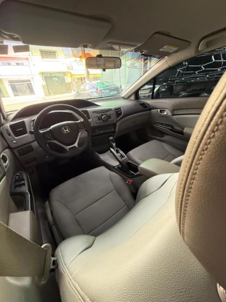 HONDA Civic 1.8 16V 4P FLEX LXS AUTOM�TICO, Foto 9