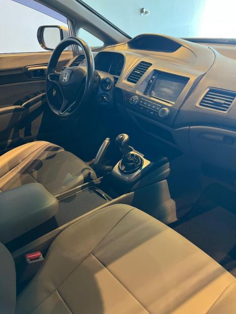 HONDA Civic 1.8 16V 4P FLEX LXS, Foto 8