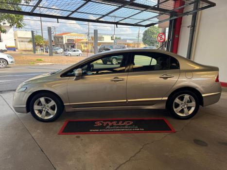 HONDA Civic 1.8 16V 4P FLEX LXS AUTOM�TICO, Foto 6