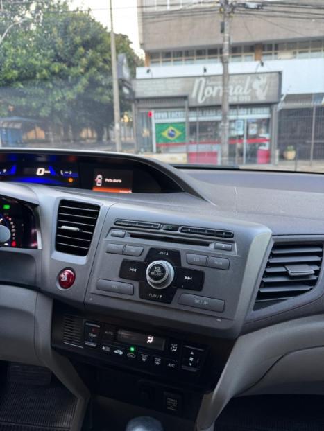 HONDA Civic 1.8 16V 4P FLEX LXS AUTOM�TICO, Foto 20