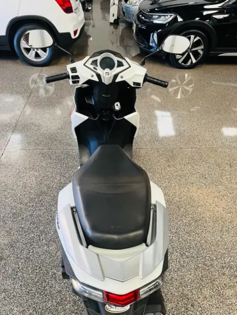 HONDA Elite 125 , Foto 6