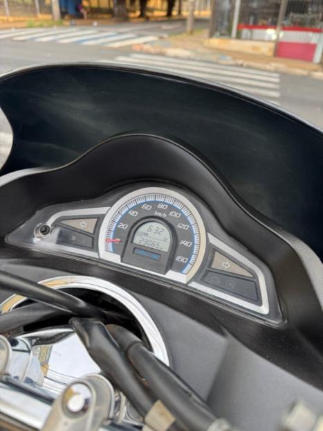 HONDA PCX 150 DLX, Foto 2