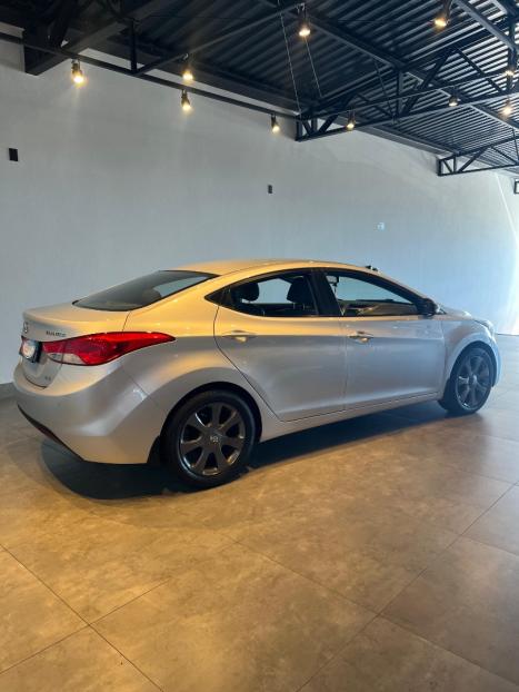 HYUNDAI Elantra 1.8 16V 4P GLS AUTOM�TICO, Foto 7