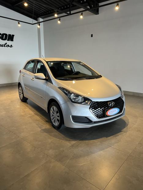HYUNDAI HB 20 Hatch , Foto 1