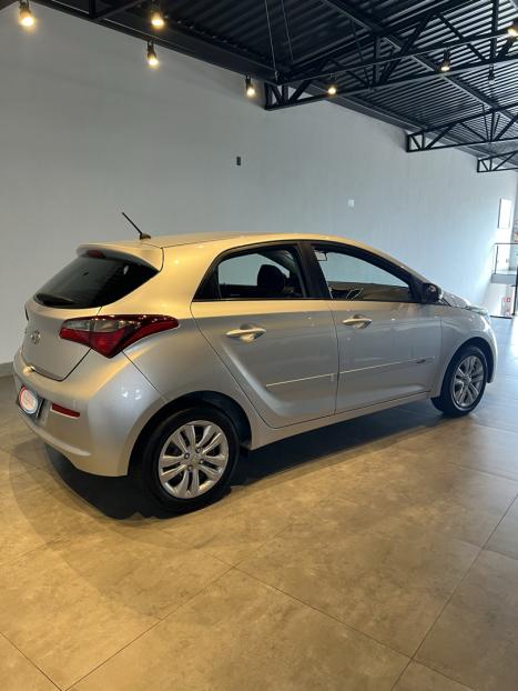 HYUNDAI HB 20 Hatch , Foto 6