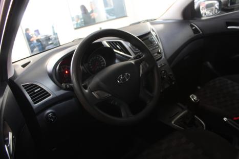 HYUNDAI HB 20 Hatch 1.6 16V 4P FLEX COMFORT PLUS, Foto 8