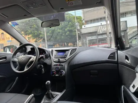 HYUNDAI HB 20 Hatch 1.6 16V 4P FLEX COMFORT PLUS, Foto 11